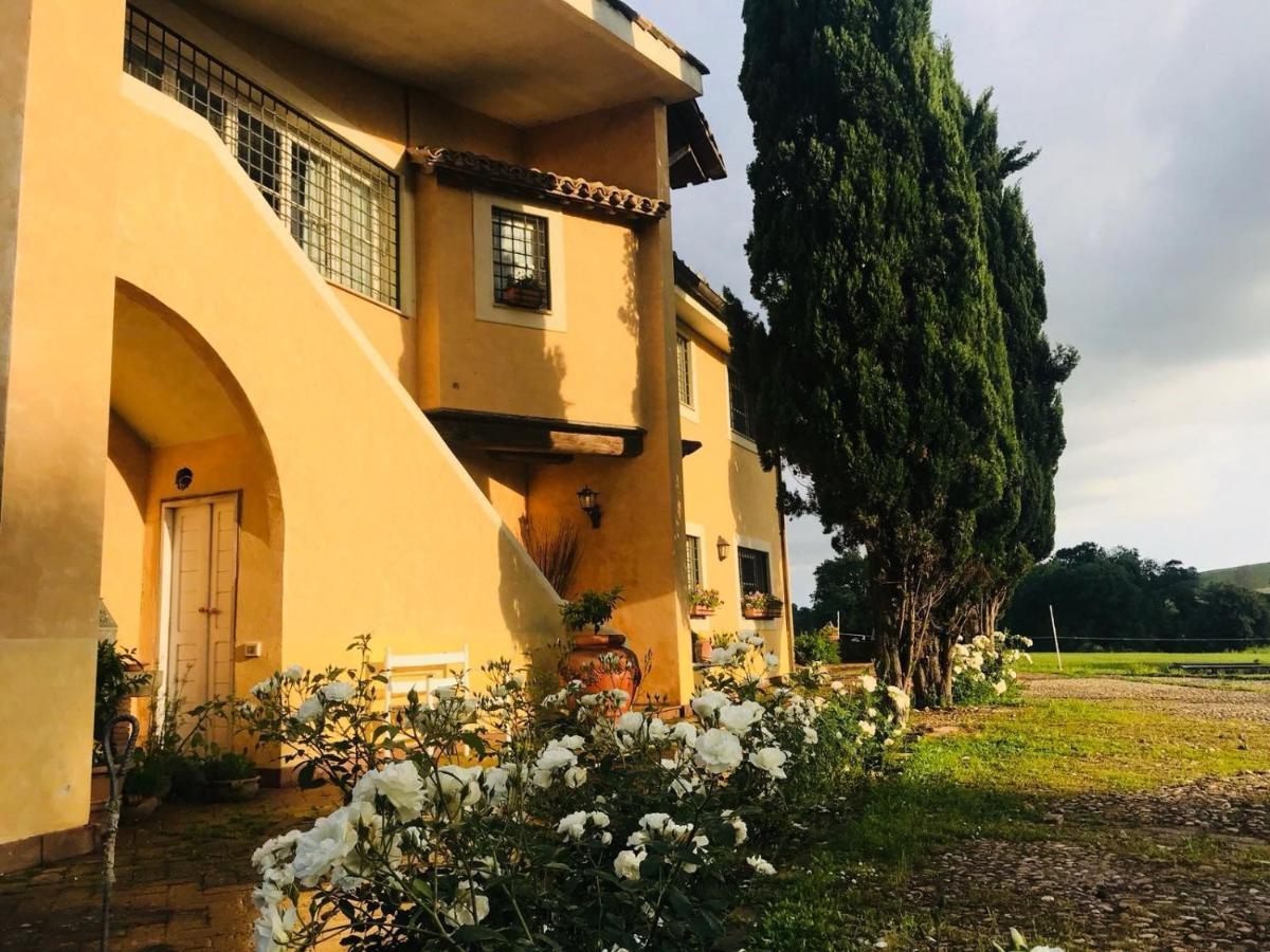 לינה וארוחת בוקר Olgiata Borgo Del Gelso מראה חיצוני תמונה